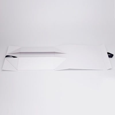 服装のための折る磁気185g豪華なペーパー白い包装箱